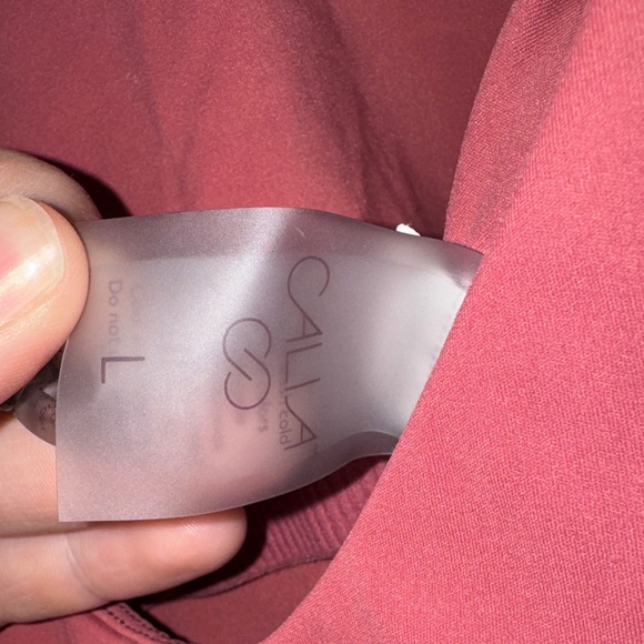 CALIA by Carrie Underwood Deep Red Crop Top - Picture 2 of 3